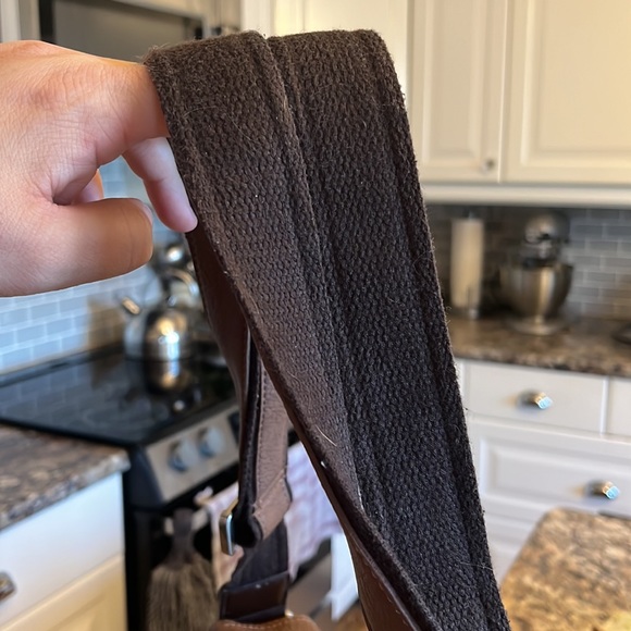 ESPE Vegan Leather Brown Tote, Magnetic flap/zipper closure, see notes below - Picture 14 of 16